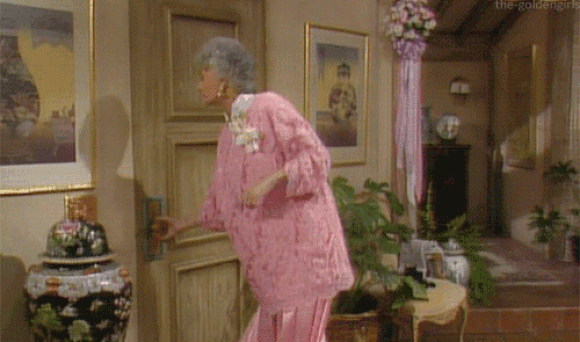 Cuando Stan lleva un platillo de carne a la fiesta.